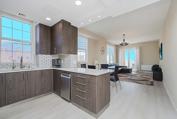 Sold by Golden Real Corp. | media 20