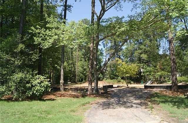 2nd image of 206 Drummond Dr