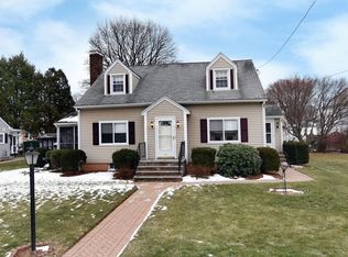 26 Arnold St, Marlborough, MA 01752
