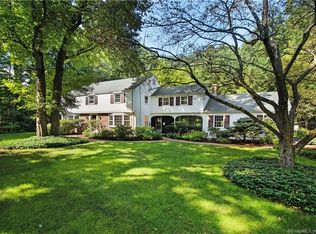9 Old Oak Dr, Simsbury, CT 06070