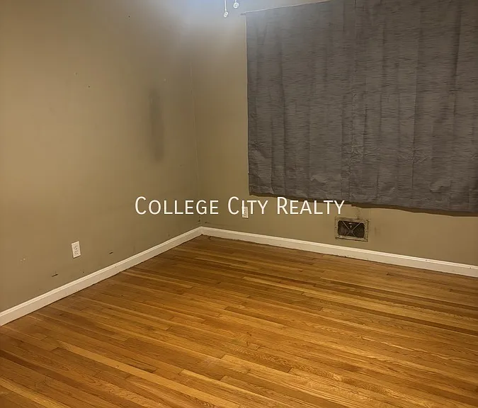 268 Cedar Crst — Photo 10