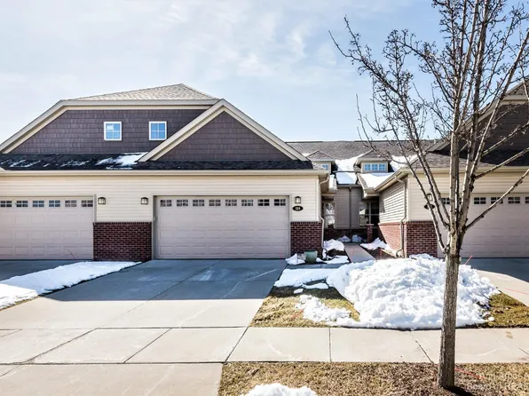 280 Victoria Dr, Dexter, MI 48130