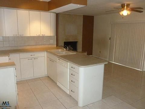 3rd image of 13818 Jenny Dr
