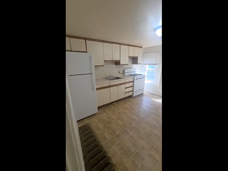 842 Union St #3 — Photo 6