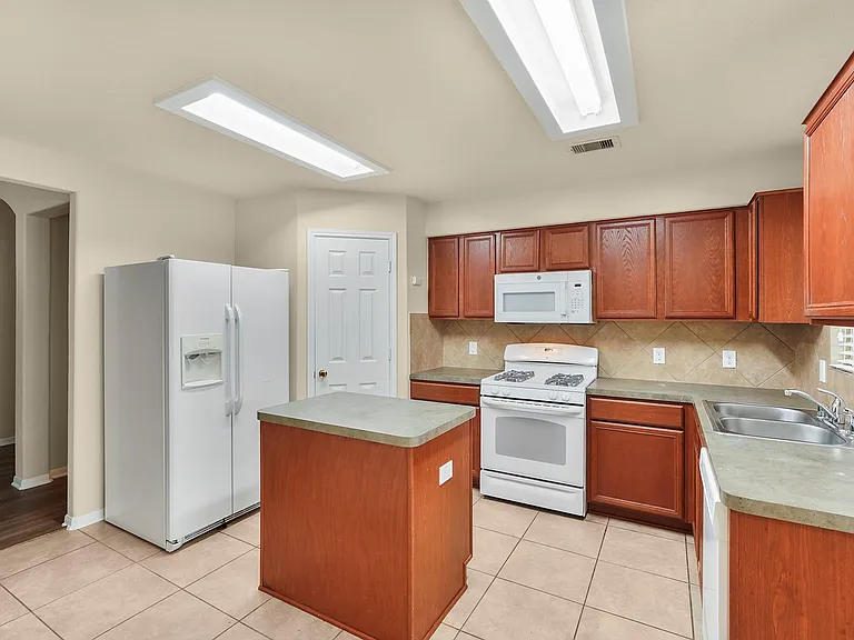 29417 Forest Floor Ln — Photo 9