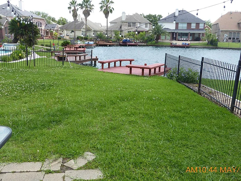 10142 Lazy Lagoon — Photo 28