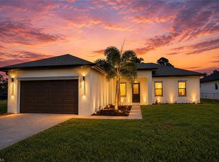 2017 47th Ave NE, Naples, FL 34120