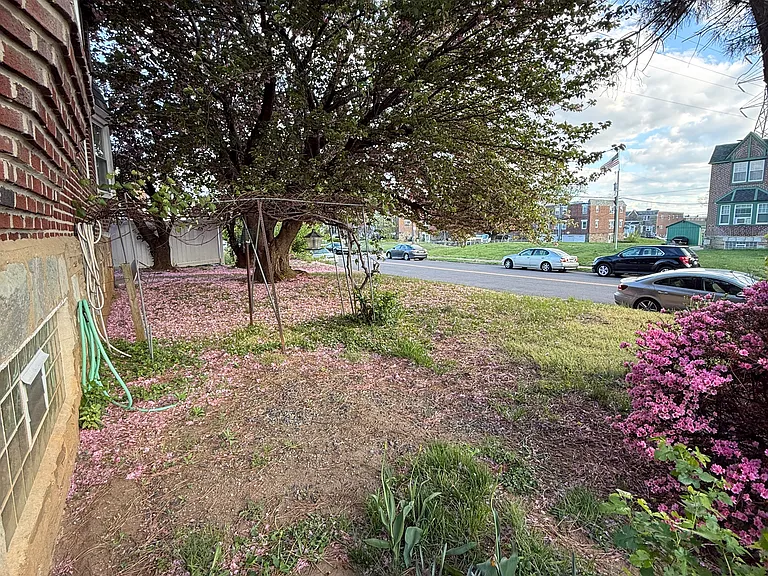 Area available to add outdoor furniture