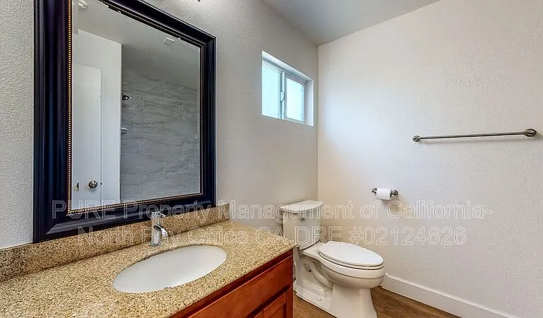 555 Dexter St #I — Photo 7