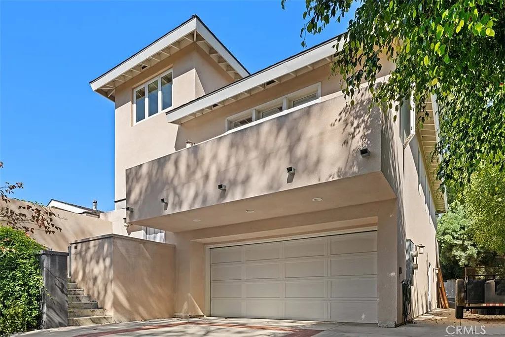 1 bed, 680 sqft, $3,200 — Photo 3
