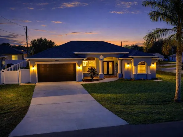 1999 SW Gourmet Street SW, Port St Lucie, FL 34953