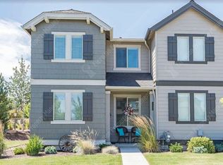 3249 SW 28th St, Redmond, OR 97756