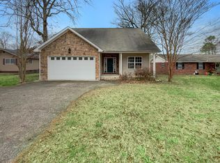 1003 Givens Rd, Chattanooga, TN 37421
