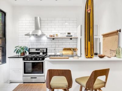 81 Freeman St, Brooklyn, NY, 11222