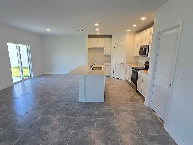 1449 Cumberland Ave — Photo 4