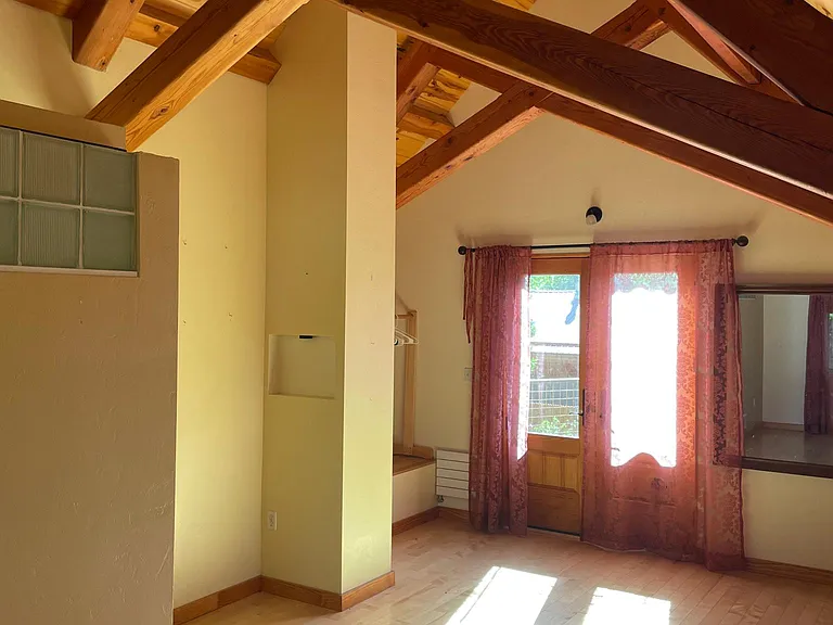 Main bedroom.