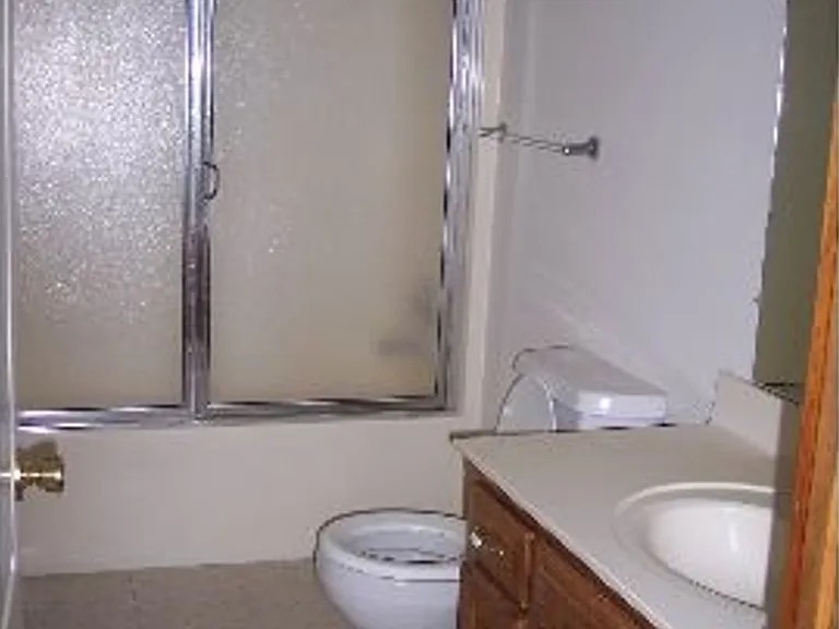 708 Streck Ct — Photo 18