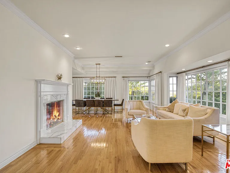 3690 Crownridge Dr — Photo 17