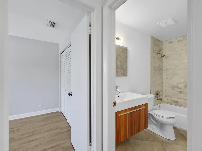 3275 Frederick Blvd #17U — Photo 15