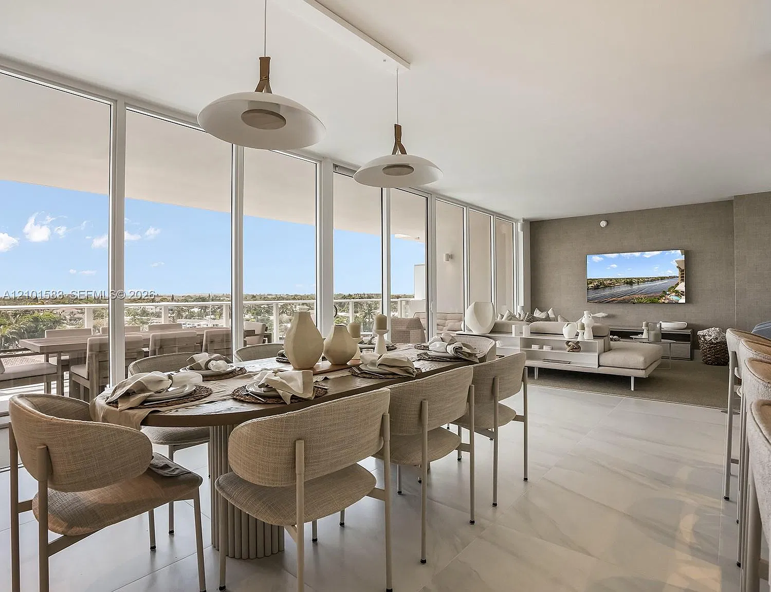 3 bed, 2.0 bath, $13,000 — Photo 1