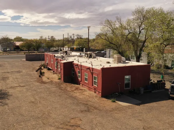 Spacious Efficiency Gem in the Far North Valley, 7524 2nd St NW APT 6, Albuquerque, NM 87107