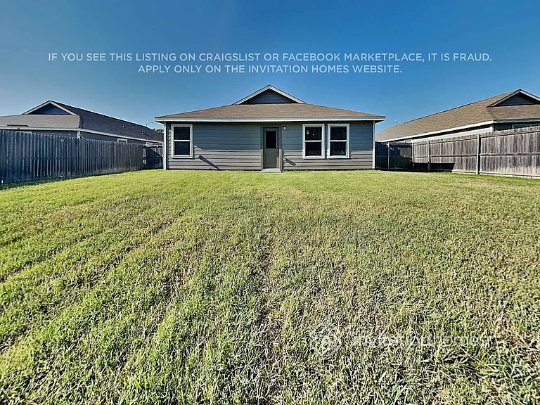 10527 Sewell Cir — Photo 17