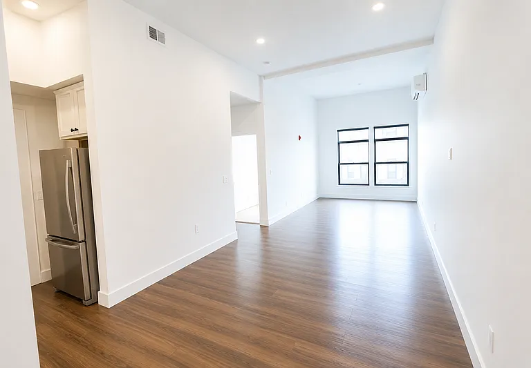 21806 E Indiana Ave #204 — Photo 3