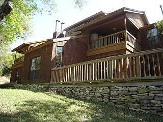 1st image of 224 White Oak Dr