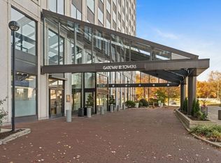 320 Fort Duquesne Blvd APT 11O, Pittsburgh, PA 15222