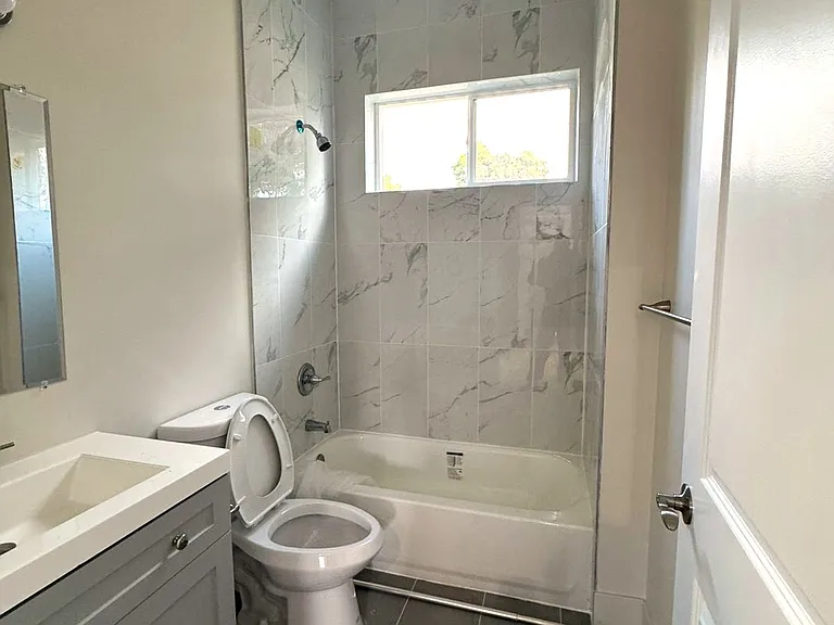 574 Marin Ave — Photo 6