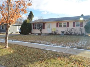 1911 21st Ave S, Grand Forks, ND 58201