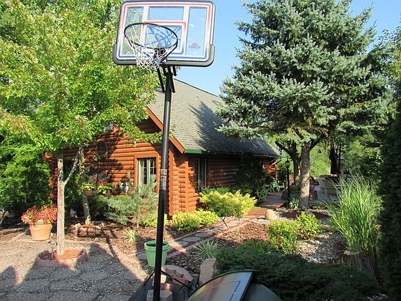 5th image of 214 Fossil Cove Ln