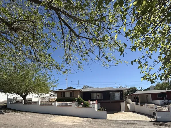 816 1st Ave, Miami, AZ 85539