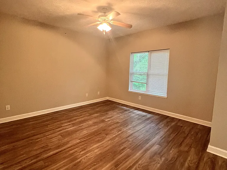 200-500 Holly Pines Dr — Photo 18