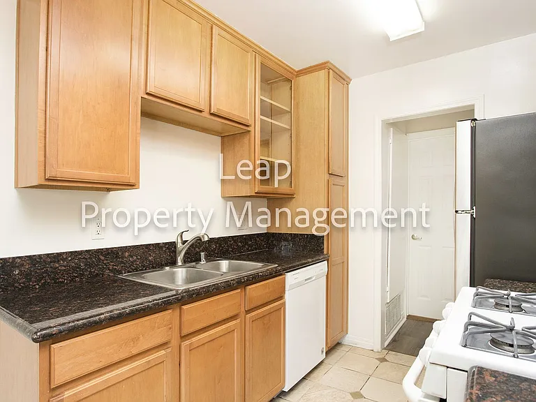 1490 W Lambert Rd #322 — Photo 9