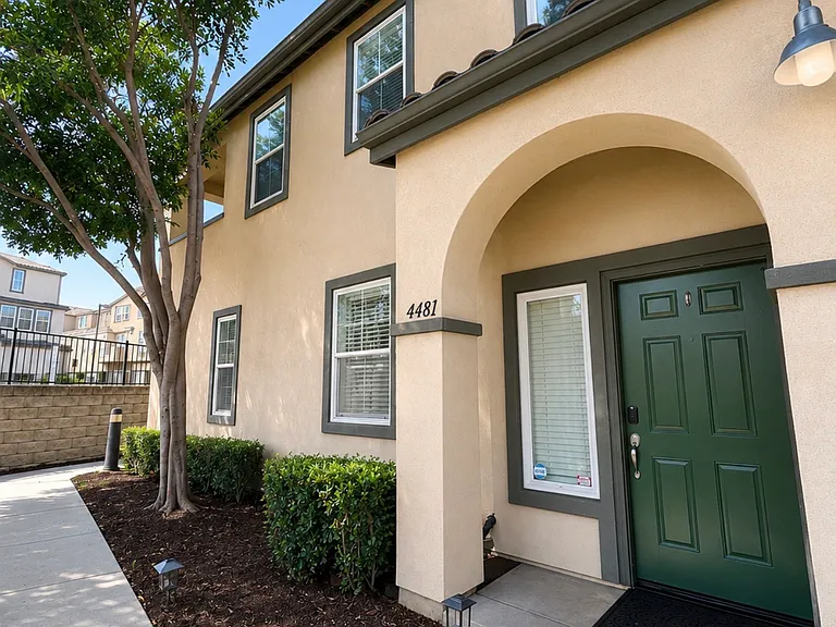 4481 Avenida Aquila — Photo 1