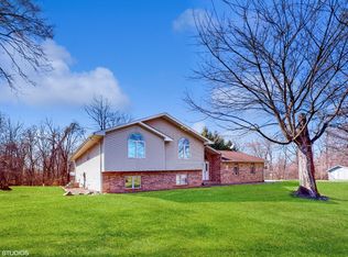 1068 N County Line Rd, Westville, IN 46391