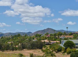 3207 Ryan Dr, Escondido, CA 92025