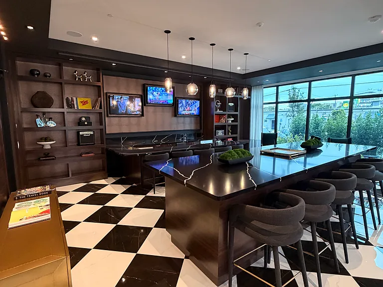 12380 Biscayne Blvd #206 — Photo 19