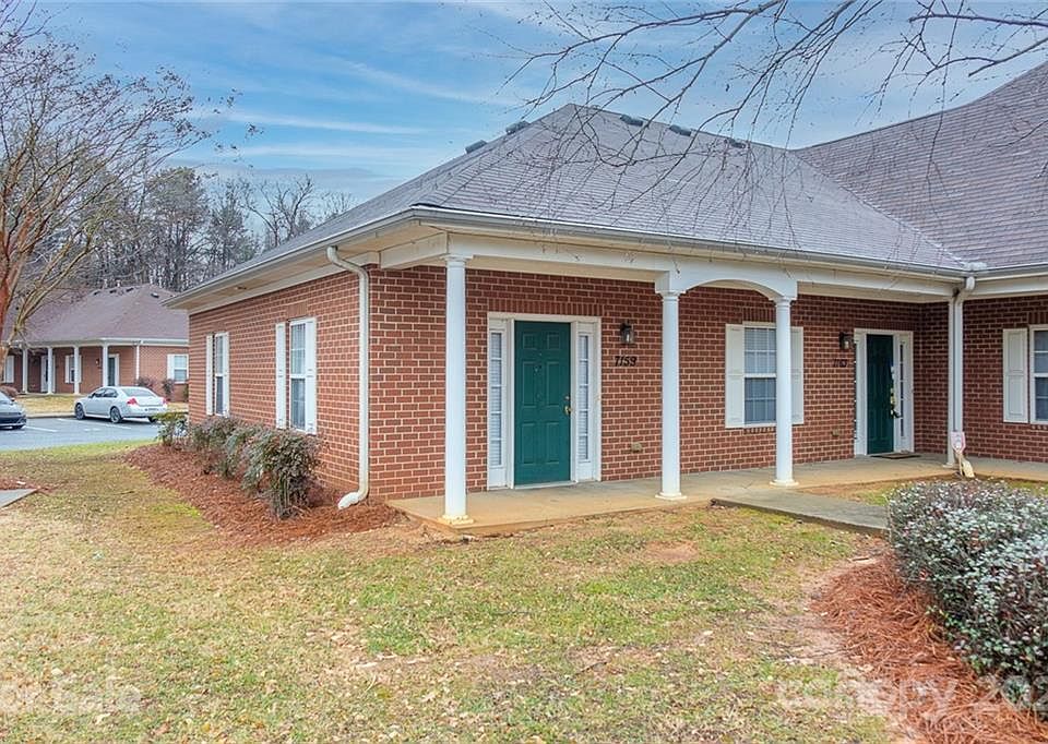 1st image of 7159 Somerset Springs Dr