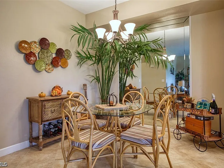 8076 Queen Palm Ln #416 — Photo 6