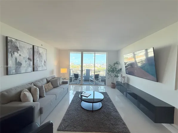 90 Alton Rd APT 909, Miami Beach, FL 33139