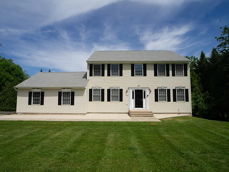 4300 Old Lincoln Hwy — Photo 1