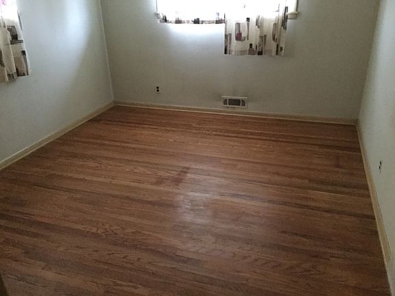 2nd image of 28976 Sherbrook Dr