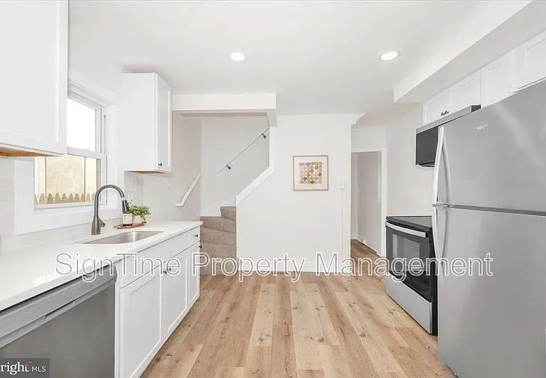 138 E South St — Photo 7