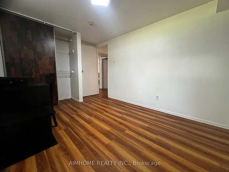 83 Mintwood Dr #BASEMENT — Photo 11