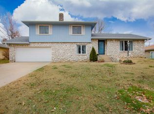 1017 E Meadowlark St, Springfield, MO 65810