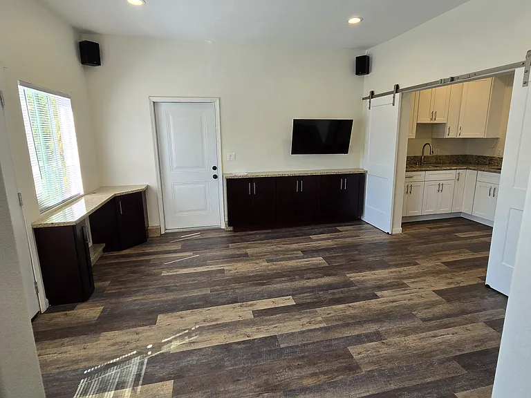 4926 N Rupert Ave — Photo 27