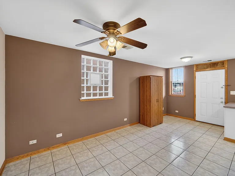 4371 N Elston Ave #2A — Photo 6