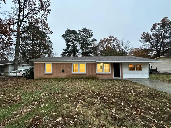 1204 E 34th St, Texarkana, AR 71854